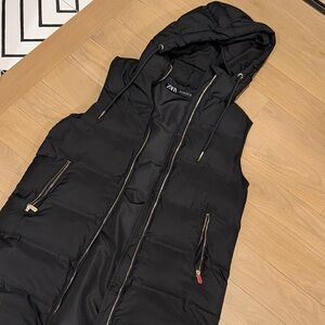 Zara Men's Black Hooded Vest